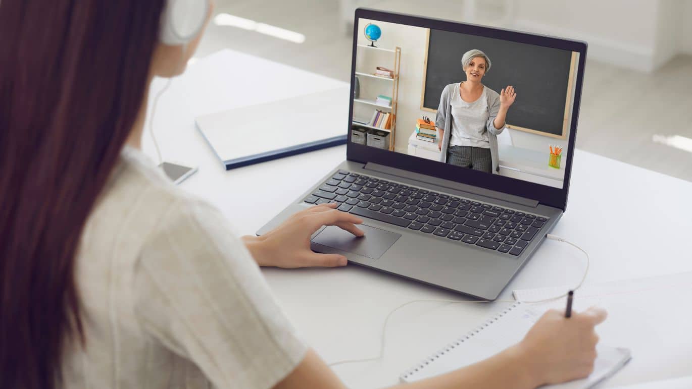 Lire la suite à propos de l’article Comment se passe une classe virtuelle pour les IDEL ?